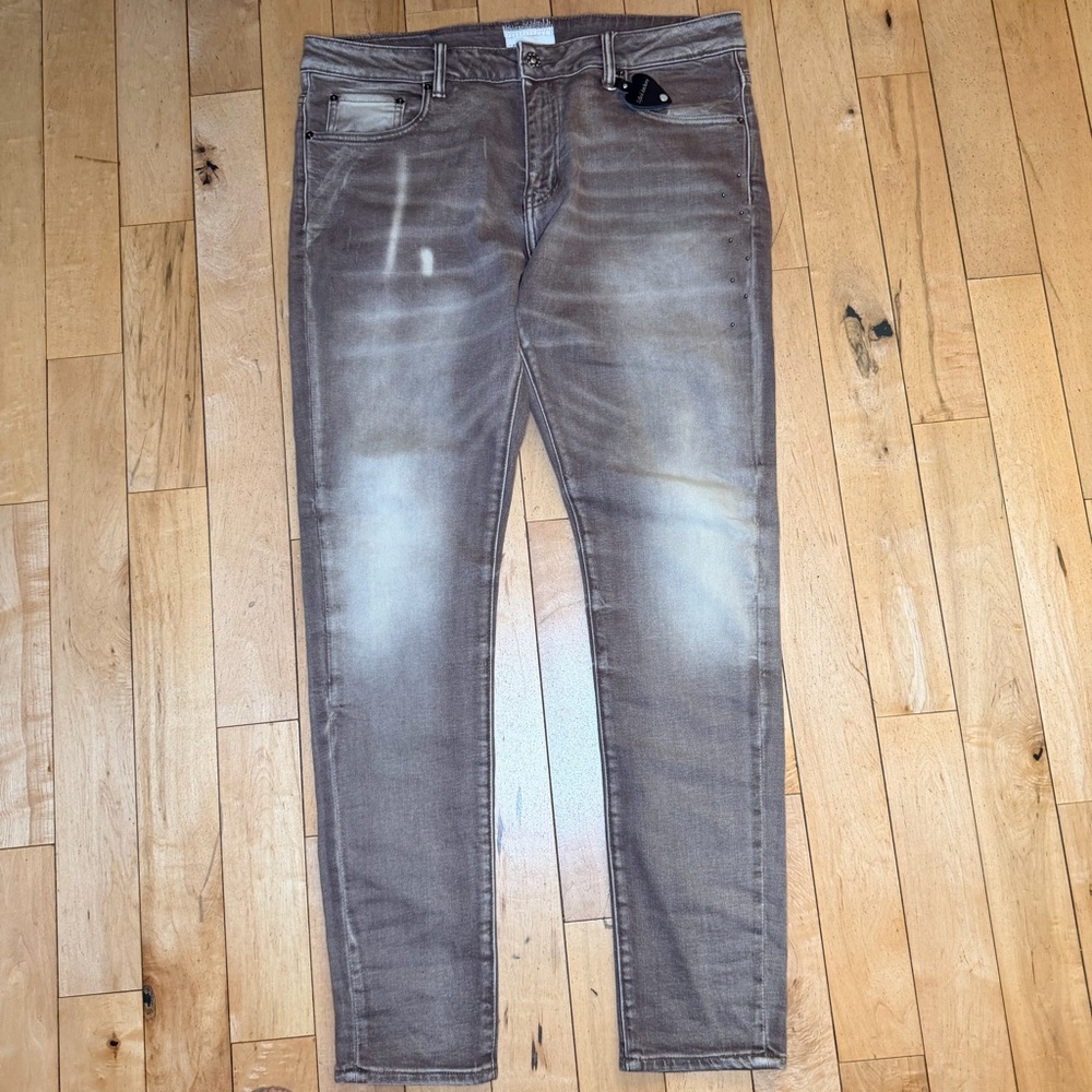 Lifted Anchors Brown/Gold
Dumont Skinny Denim sz 38